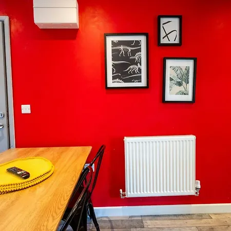 Cardiff Getaway - City Center - Free Parking Exterior photo