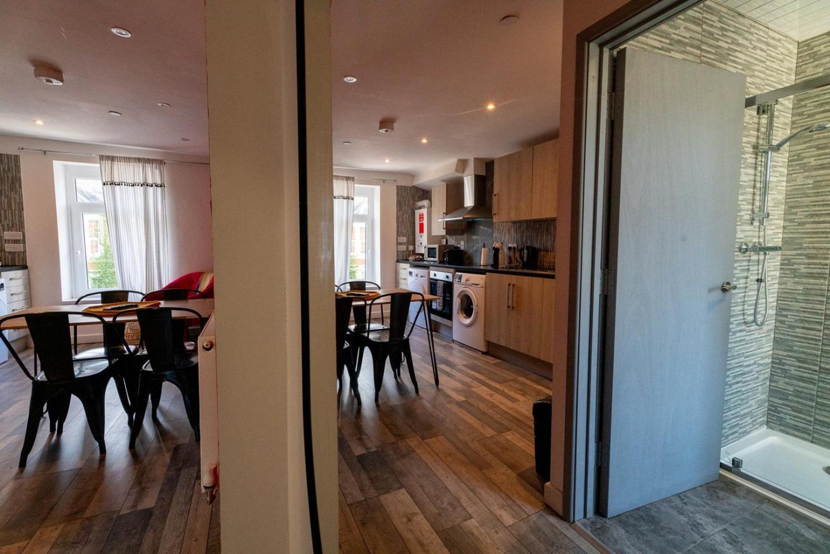 Apartment Getaway - Center - Free Parking